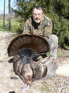 TurkeyPro.com owner Larry Dale and his 2007 Illinois Gobbler